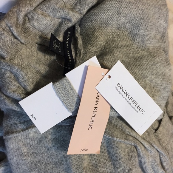 Banana 🍌 Republic drapes neckline sweater dress - Picture 3 of 4